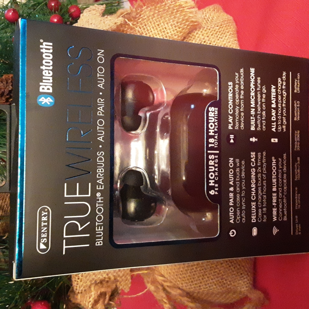 NWT-Sentry True Wireless Bluetooth Earbuds With Case Black  BT984